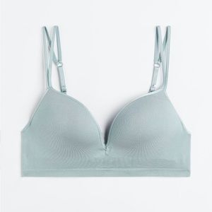 Seamless push-up bra